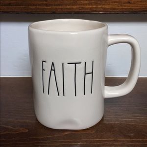 ❤️Rae Dunn "faith" mug ❤️